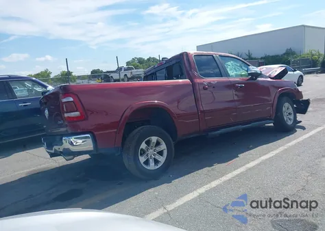 2021 Ram 1500 Laramie z USA, uszkodzony, nr VIN 1C6SRFDT0MN715141